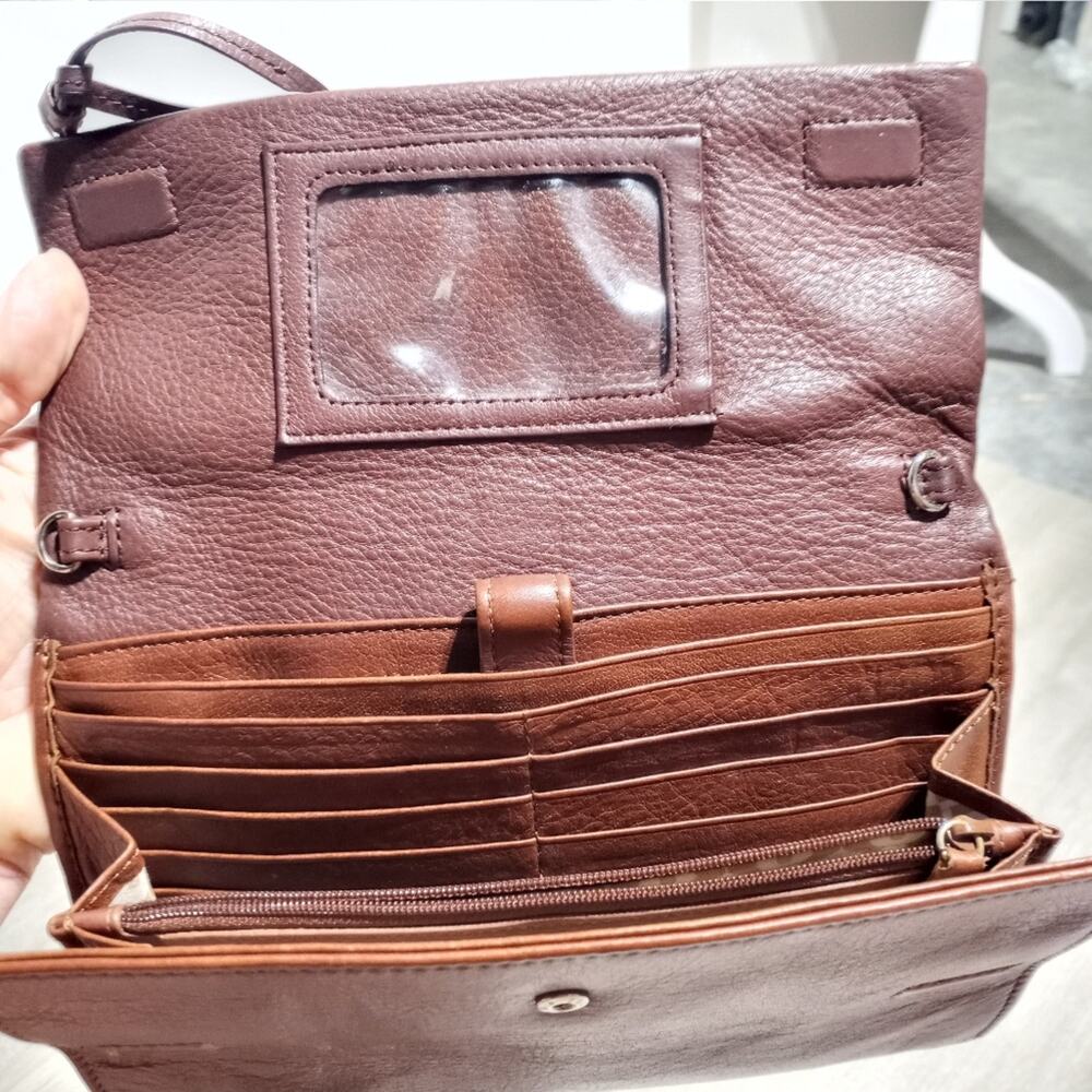 Brighton Brown Leather Flap Over Clutch Wallet Can Be Crossbody But No Strap Inc - Picture 10 of 10